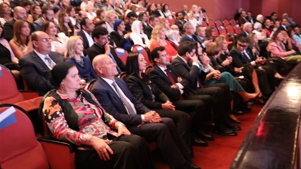 وزير الشباب والرياضة