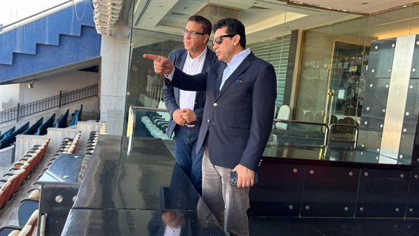 الدكتور أشرف صبحي