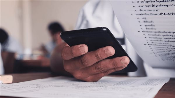 كيف يستخدم الطلاب