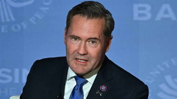  مايك والتز سفيرا