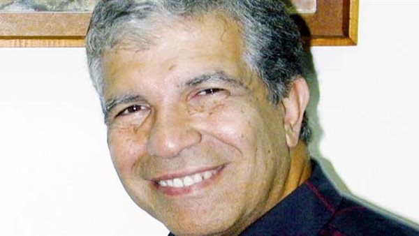 الدكتور بهجت قرني