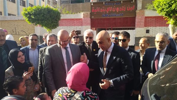  وزير التربية والتعليم