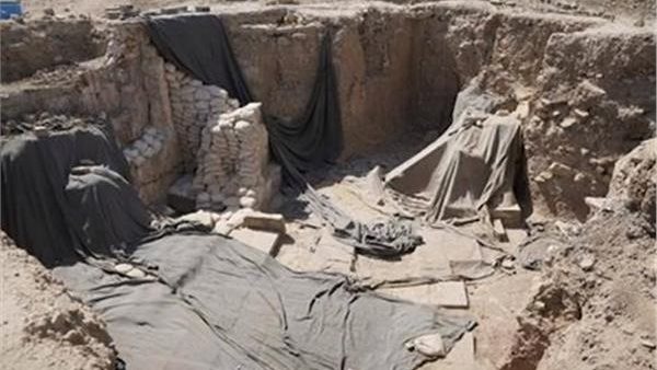 اكتشاف ثور مجنح