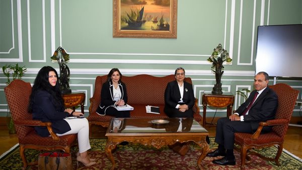 د. بدر عبد العاطى