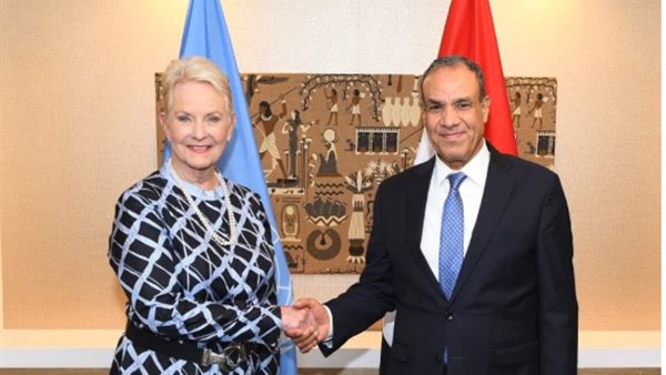 وزير الخارجية