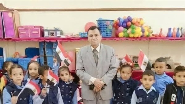 مدير المدرسة المتوفي