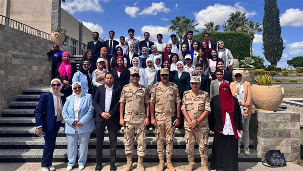 جانب من الزيارة 