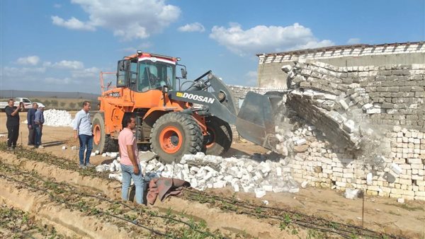 جانب من حملة الإزالة