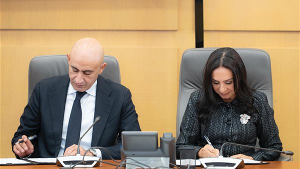 الدكتورة مايا مرسي