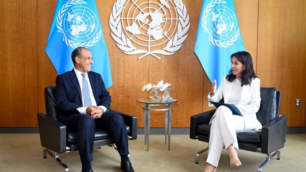 وزير الخارجية خلال