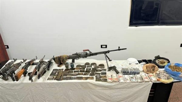 المخدرات والأسلحة