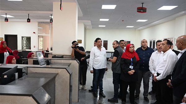 رئيس الوزراء بمركز