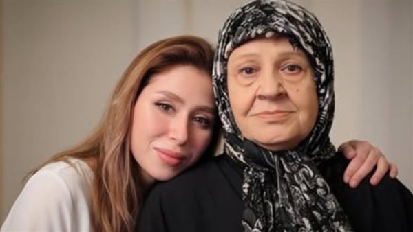 ايناس عز الدين وجدتها