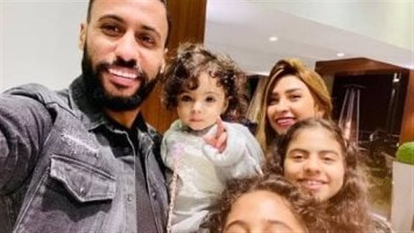 عائلة حسام عاشور