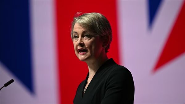 إيفيت كوبر وزيرة