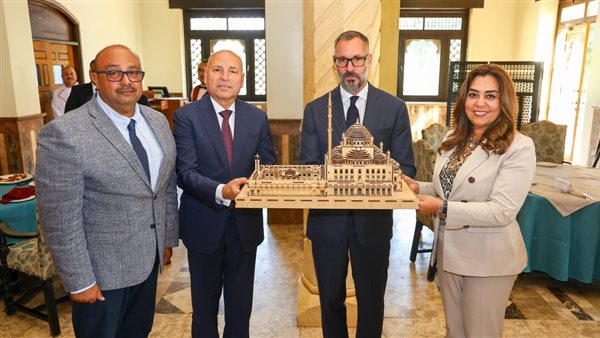 جانب من اللقاء