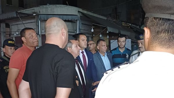 المحافظ يتفقد المكان..