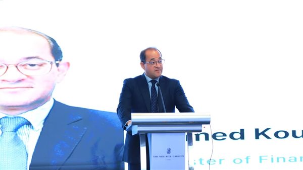 وزير المالية أحمد