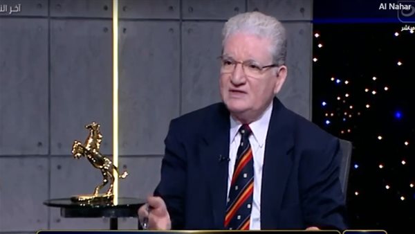  الدكتور جميل الصغير