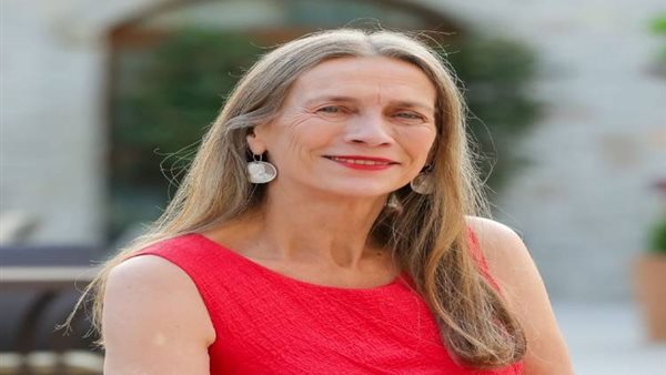 مارييت ريسنبيك، المديرة