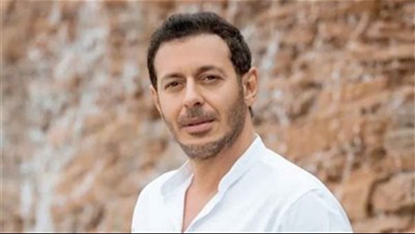 مصطفي شعبان