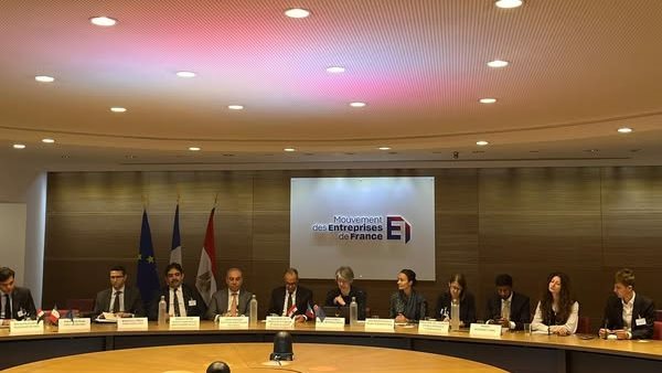 جانب من اللقاء