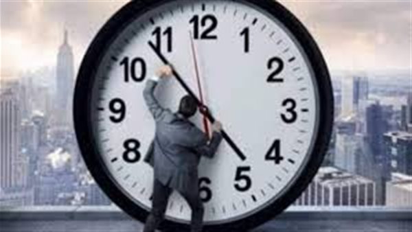 موعد العمل بالتوقيت