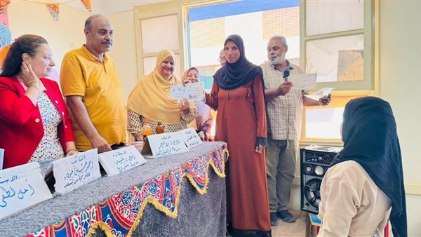 احتفالية لتسليم شهادات