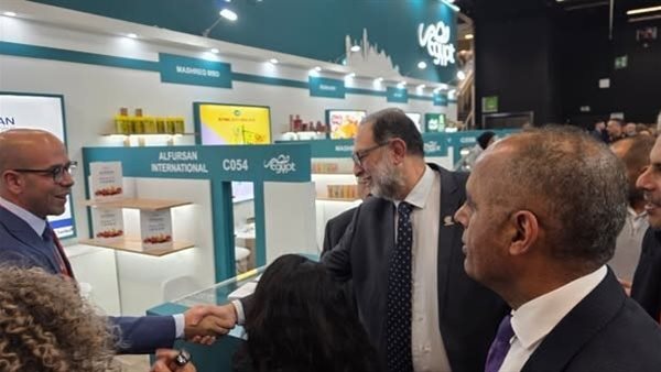 الأستاذ الدكتور طارق