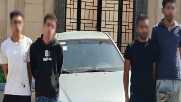 المتهمين بسرقة السيارات