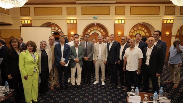  شريف فتحي وزير السياحة