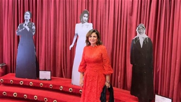 إلهام شاهين