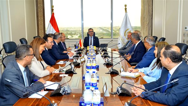  الدكتور شريف فاروق