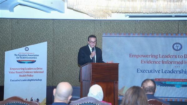 الدكتور خالد عبدالغفار