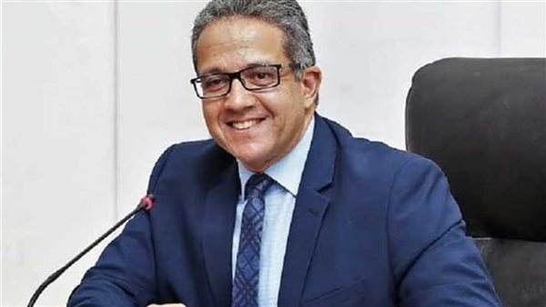 خالد العناني 