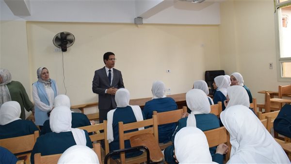 رئيس جامعة بنها يتفقد