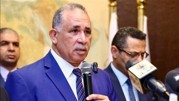 نقيب المحامين