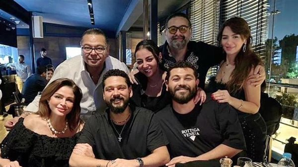 الهام شاهين وعائلتها