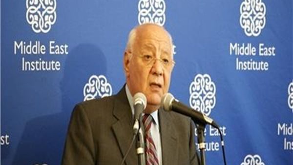 السفير رؤوف سعد