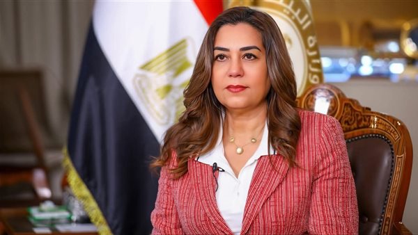 الدكتورة منال عوض