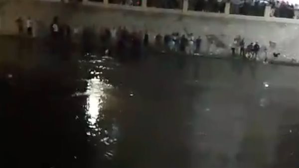 الحاج جمال صلى العشاء