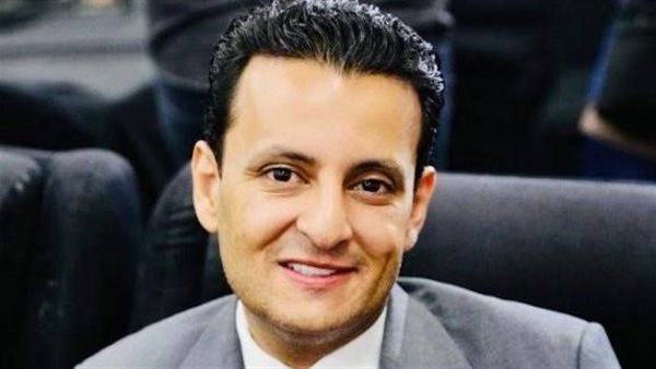 النائب أحمد سمير