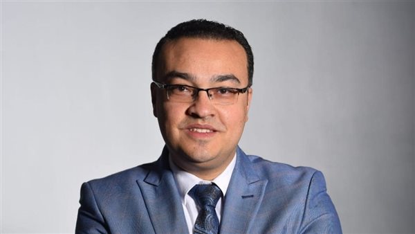 الدكتور أحمد معطي