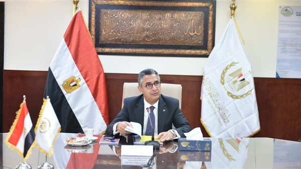 الدكتور شريف فاروق