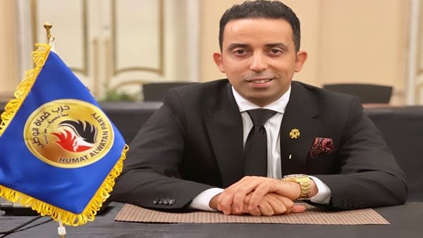  كريم إمام، أمين