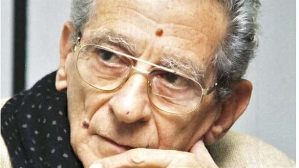 المخرج يوسف شاهين