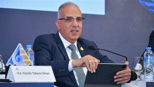 وزير الموارد المائية