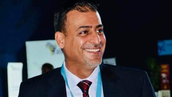  الدكتور رمضان أبو