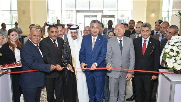  وزير التموين