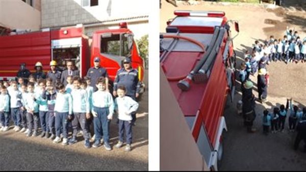 طلاب يتعرفون على